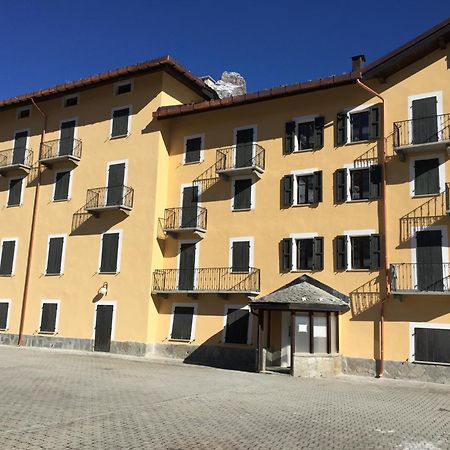 Residence Redicervinia Breuil-Cervinia Exteriör bild